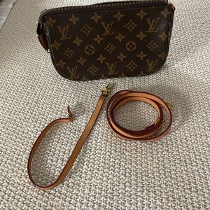 Imitation Louis Vuitton small purse